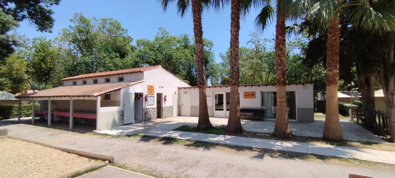 Camping Parc Des 7 Fonts Hotel Agde Eksteriør billede